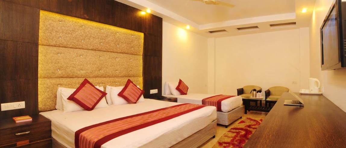 Hotel City Height - Delhi Ncr Id Not Accepted นิวเดลี ภายนอก รูปภาพ