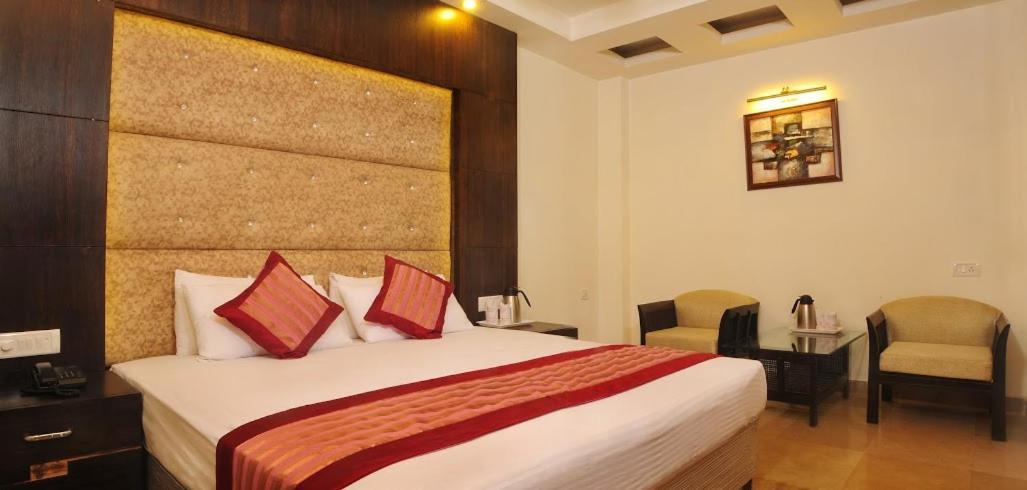 Hotel City Height - Delhi Ncr Id Not Accepted นิวเดลี ภายนอก รูปภาพ